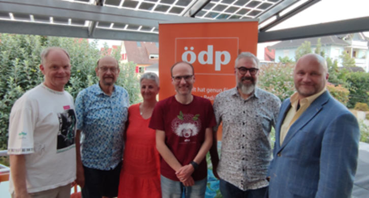 Gruppenbild Vorstandsteam mit Bundesvorsitzendem